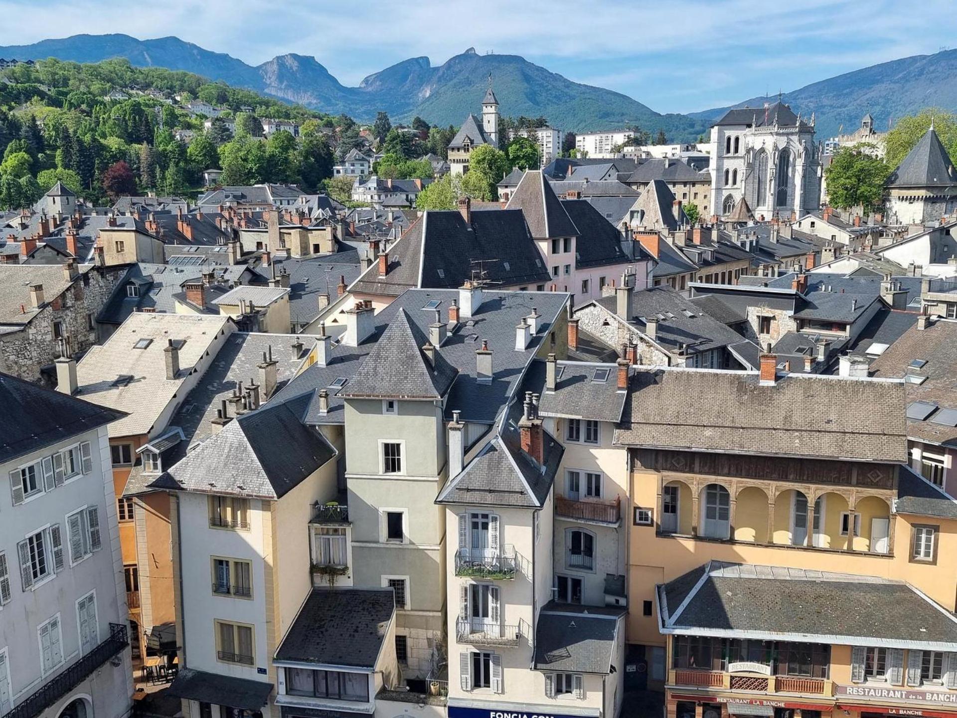 Apartamento « Grand Verger » - Parking Gratuit Chambéry Exterior foto