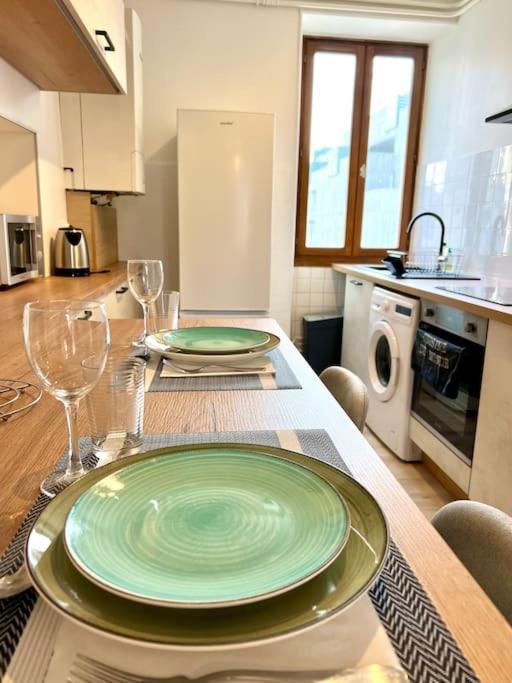 Apartamento « Grand Verger » - Parking Gratuit Chambéry Exterior foto